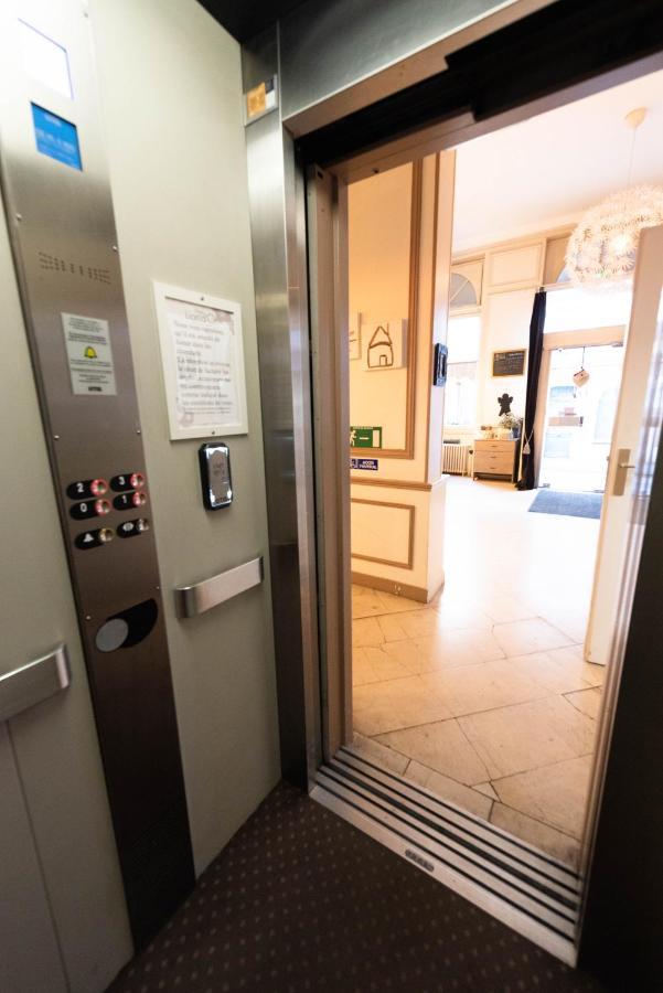 Hotel Le Lion D'Or ベルネ エクステリア 写真
