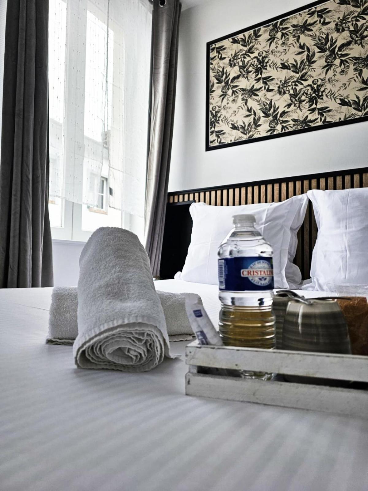 Hotel Le Lion D'Or ベルネ エクステリア 写真