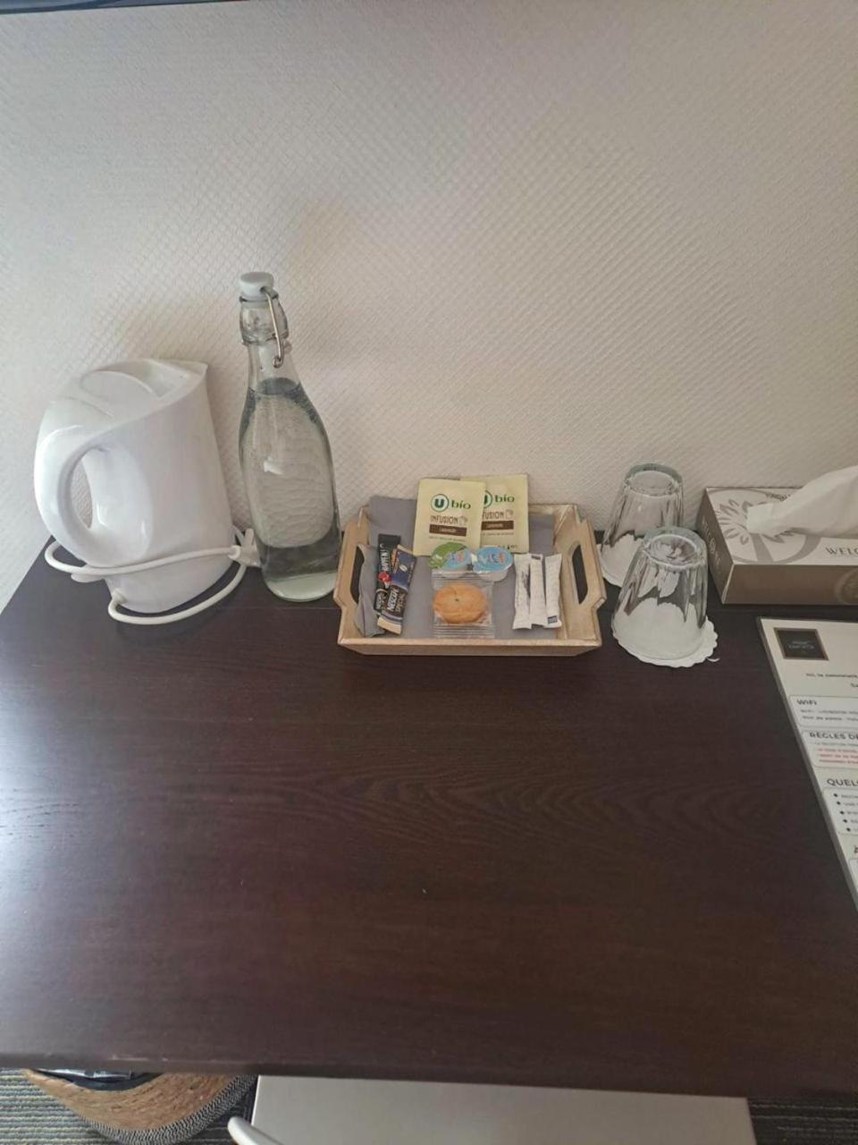 Hotel Le Lion D'Or ベルネ エクステリア 写真